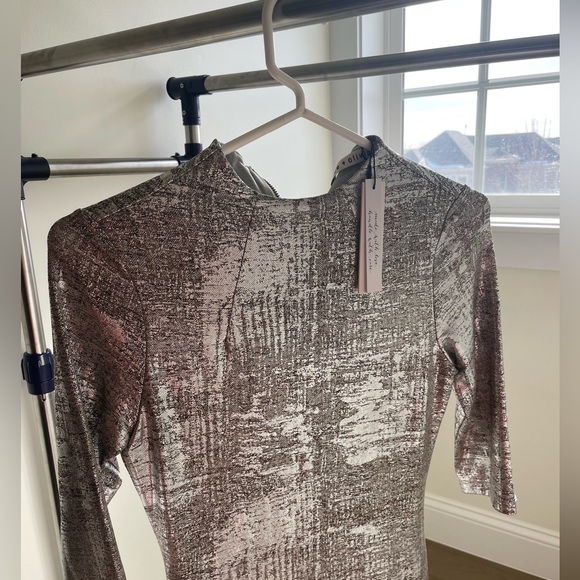 This dress is a size small by Alice + Olivia - Picture 4 of 4